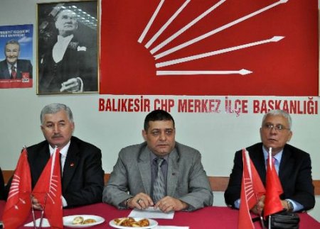 Chp Balıkesir Merkez İlçe Başkanı Boyuer Tekrar Aday