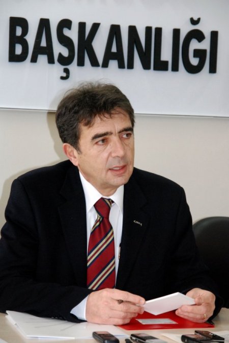 CHP Canik İlçe Teşkilatı'nın 13 yönetim kurulu üyesi istifa etti