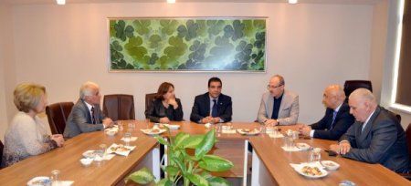 CHP Genel Başkan Yardımcısı Toprak’tan Türk okullarına övgü