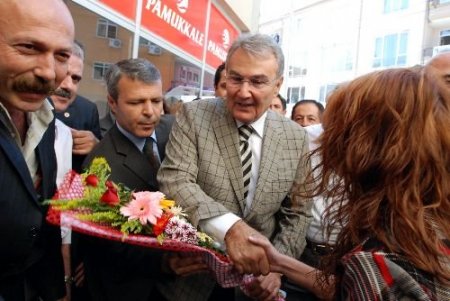 Chp Genel Başkanı Baykal, Çivril'de Politikasız Bir Gün Geçirdi