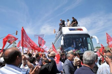Chp Genel Başkanı Kılıçdaroğlu, Çorum'da Şehir Turu Attı