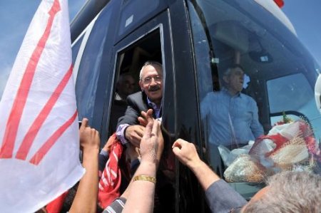 Chp Genel Başkanı Kılıçdaroğlu, Çorum'da Şehir Turu Attı