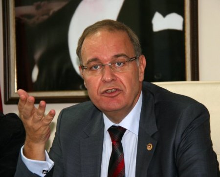 CHP Genel Başkanı Öztrak'tan, Trabzonspor yönetimine gönderme