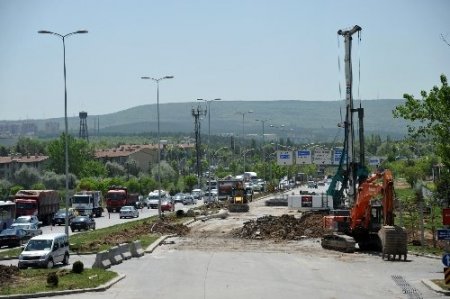 CHP Genel Merkezi önüne köprülü kavşak