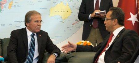 CHP heyetinden AK Parti'ye bayram ziyareti