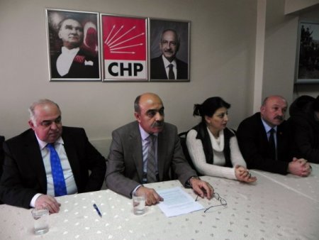 CHP İlçe Başkanı Kartal, belediyeyi savundu, iktidarı eleştirdi