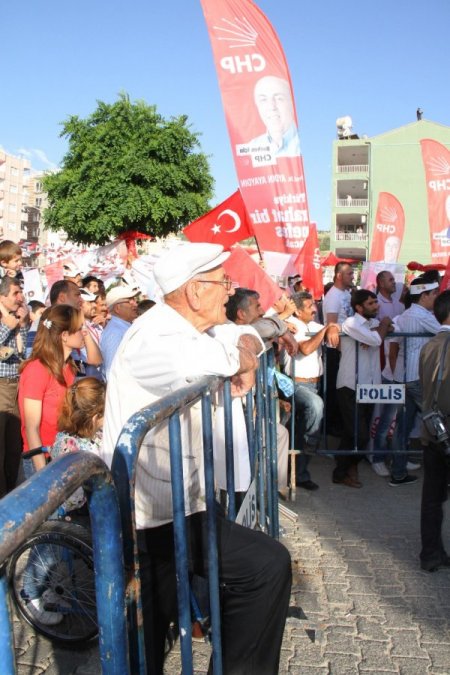 Chp Lideri Kılıçdaroğlu'nu Mardin'de Bin Kişi Dinledi (1)