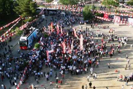 Chp Lideri Kılıçdaroğlu'nu Mardin'de Bin Kişi Dinledi (1)