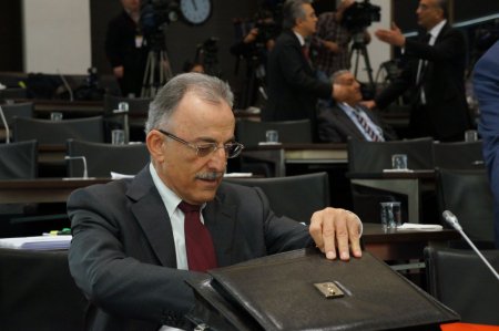 CHP'li Adnan Keskin: Demokrasi defolu bir mala dönüştü, hurdaya çıktı