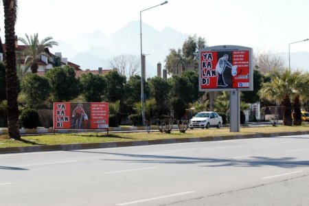 Chp’li Akaydın’dan Başbakan'a Afişli ‘recep Bey’ Göndermesi