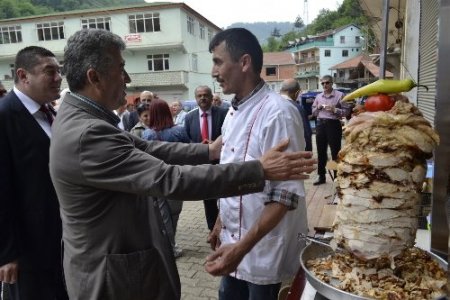 CHP'li Akkaya: Reyhanlı'da anneler, Anneler Günü'nde ağlıyor