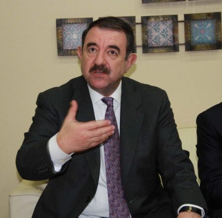 CHP'li Ayata: Partide ki aykırı fikirler özgürlükten kaynaklanıyor, bölünme yok