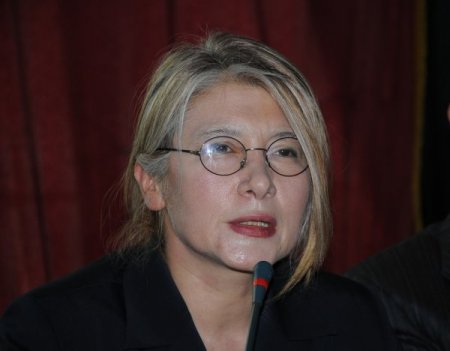 CHP'li Emine Ülker Tarhan: Türkiye'de hoşgörü, tevazu ve saygı yok