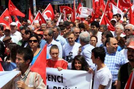 Chp’li Gök: Devrim İçin Kanımızı Vermekten Korkmamalıyız