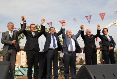 CHP'li Günaydın: AKP iki cümlelik bir parti