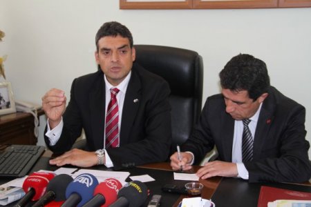 CHP'li Oran: Deprem üzerinden bir yıl geçti, Van'da yaralar halen sarılamadı