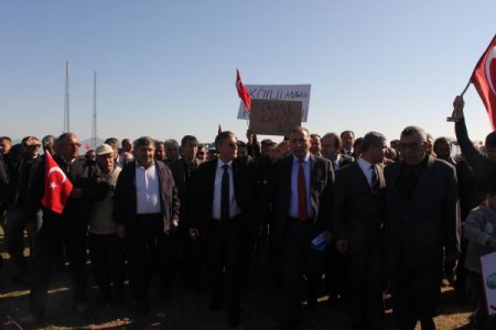 CHP’li Tekin: Dokunulmazlık konusu Meclis'in değil, Başbakan'ın gündeminde