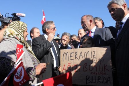 CHP’li Tekin: Dokunulmazlık konusu Meclis'in değil, Başbakan'ın gündeminde