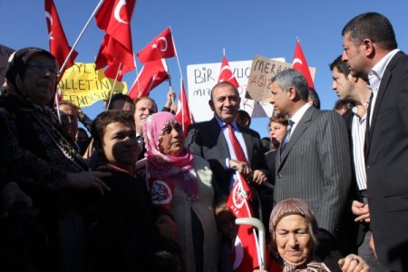 CHP’li Tekin: Dokunulmazlık konusu Meclis'in değil, Başbakan'ın gündeminde