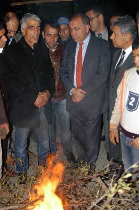 CHP’li Tekin'den Başbakan'a: Muhteşem Yüzyıl'ı bırak bu yüzyıla bak