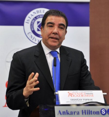 CHP'li Toprak: Yasa dışı bir örgütü CHP'ye yamamayı doğru bulmuyoruz