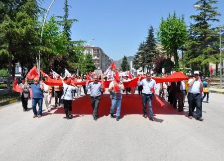 CHP’li vekiller: Keşke İstanbul da 1 Mayıs’ı kardeşlik içinde yaşasaydı