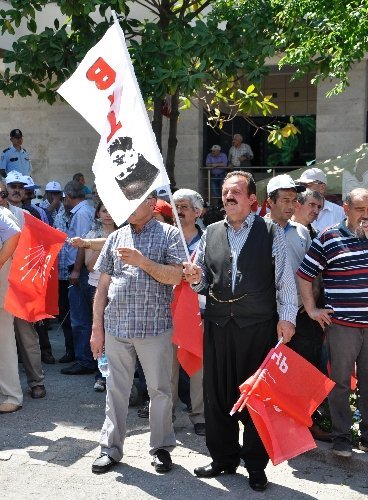 CHP’li vekiller: Keşke İstanbul da 1 Mayıs’ı kardeşlik içinde yaşasaydı