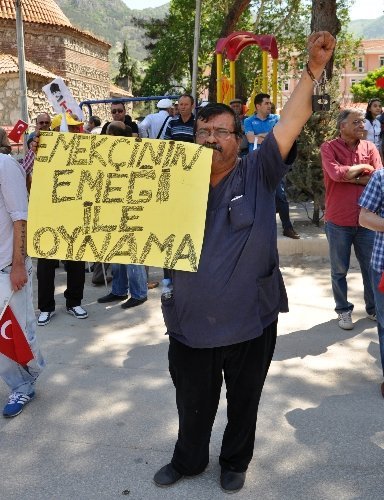 CHP’li vekiller: Keşke İstanbul da 1 Mayıs’ı kardeşlik içinde yaşasaydı