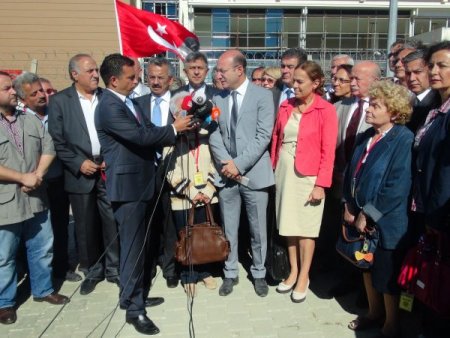 CHP'li vekillerden Silivri çıkarması