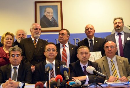 CHP’lilerden İstanbul Barosu yönetimine destek ziyareti