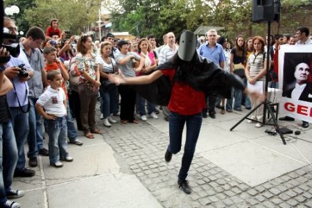 Chp'lilerin 'hayır' Gösterisi Tepki Gürdü