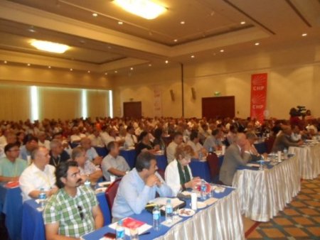 CHP'nin 'aday adayları eğitim programı' başladı