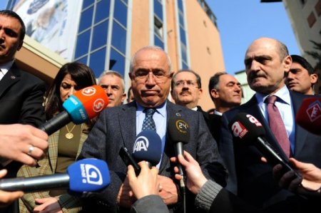 Çiçek: Fransa'daki cinayet bütün yönleriyle aydınlatılmalı