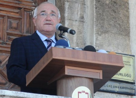 Çiçek: Ülkemizin karşılaştığı sorunları biz çözeceğiz (FOTOĞRAF İÇİN)