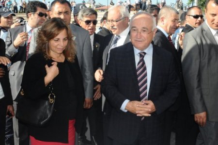 Çiçek: Ülkemizin karşılaştığı sorunları biz çözeceğiz (FOTOĞRAF İÇİN)