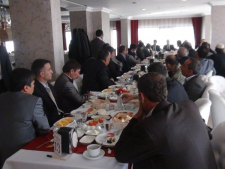 Çifçiler, doğru tarım ve hayvancılık konusunda bilgilendirildi