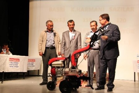 Çiftçiler tarlada değil masada ter döktü