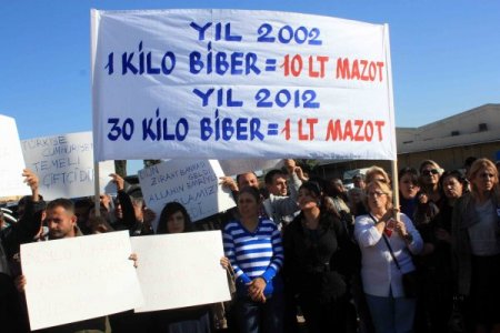 Çiftçilerle polis arasında arbede