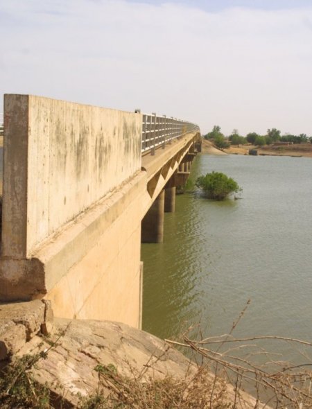 Cihan, stratejik Baninda köprüsünü görüntüledi