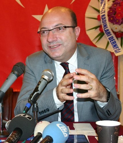 Cihaner: Swoboda, sosyaliste yakışmayan tavırda bulundu