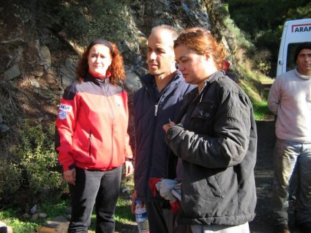 Çikolata uğruna geceyi dağda geçirdi