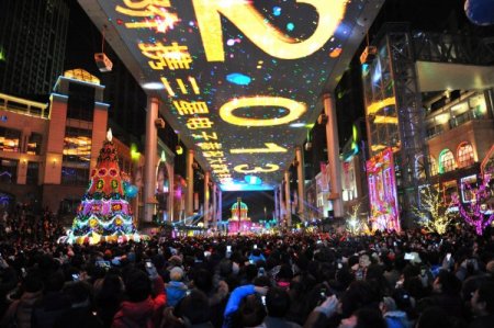 Çin 2013 yılına merhaba dedi