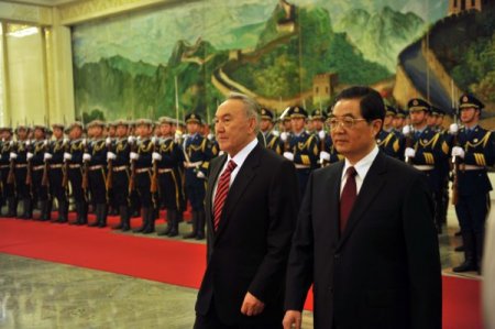 Çin İle Kazakistan Arasında 8 İşbirliği Anlaşması İmzalandı