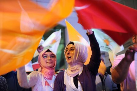 Çin Medyası, Erdoğan'ın Balkon Konuşmasına Geniş Yer Verdi