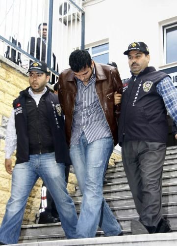 Cinayeti Emekli Başkomiserin Eşi Planladı, Polis Memuru Tetiği Çekti