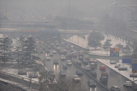 Çin’de hava kirliliği: Akaryakıt kalitesi tartışılıyor
