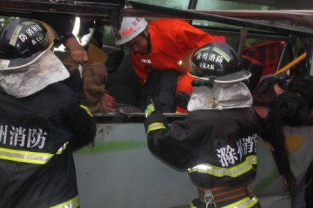 Çin’de Trafik Kazası: 6 Ölü, 11 Yaralı