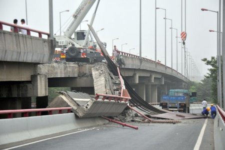 Çin'de Yine Köprü Faciası