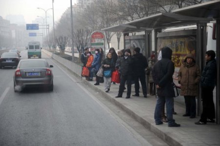 Çin’deki hava kirliliği maske taktırdı
