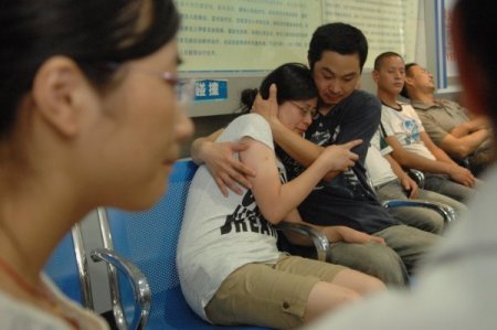 Çin’deki Kahraman Anneye 31 Bin Dolar Ödül